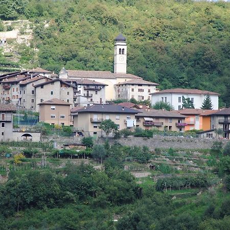 Appartamento Da Bruna E Manuela Tenno Phòng bức ảnh