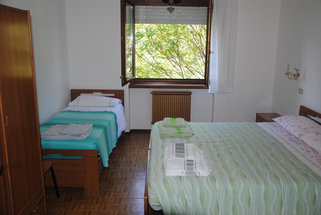 Appartamento Da Bruna E Manuela Tenno Phòng bức ảnh