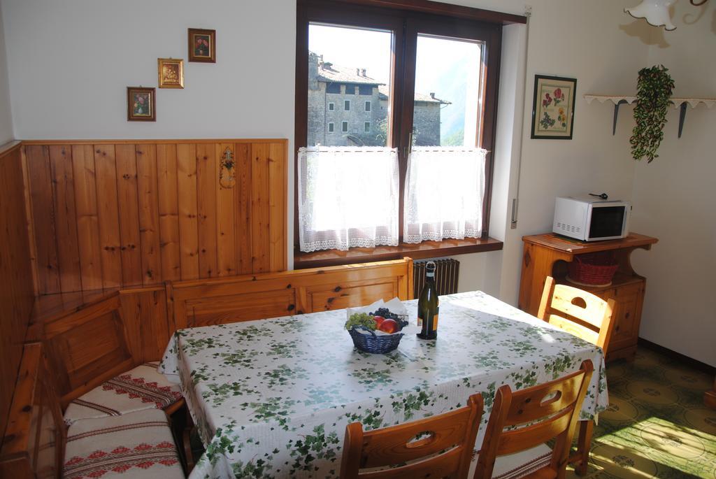 Appartamento Da Bruna E Manuela Tenno Phòng bức ảnh